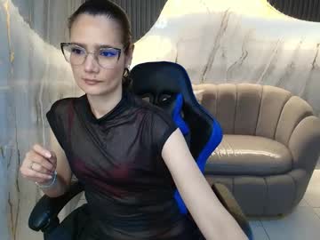 Violet R  • latina • 38y • In your dreams? • public