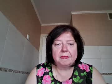 Violetpulse • pantyhose • 58y • country in your mind ? • public