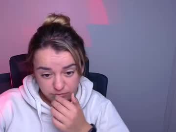 Violettadream  • shy • 25y • Canada, Oshawa • public