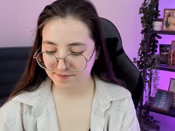 Virtualvoyant • nonude • 20y • dreams • public