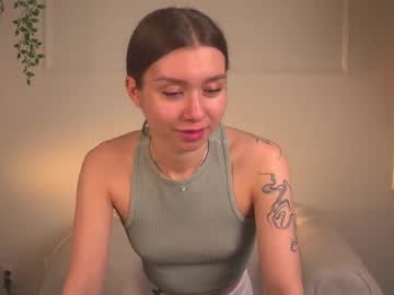 vivavelour - Live Cam Model Online on Ted's Cam Directory