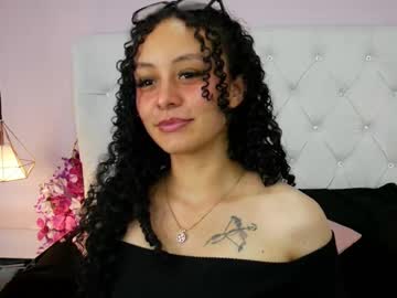 Live cam boy Vivi_gh1, 20 yrs – Hot Male Cams