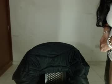 vivian_milf_paint @ Teds Cam Directory