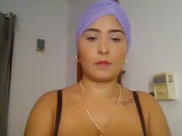 Viviana26300159 • bigboobs • 21y • medellin colomba • public