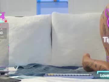 Wet Pussyasian • pinay • 46y • United States • public