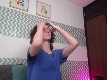 White King4 • hair • 0y • MEDELLIN colombia • public