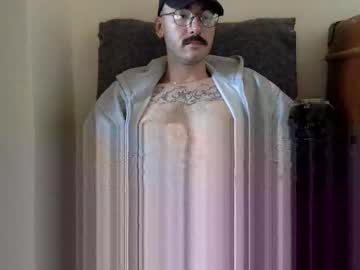 Wide Rex • exhibitionist • 0y • England, United Kingdom • public