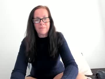 Wigglypeachgoddess live cam profile photo — new — age 0 — Wiggly Peach Goddess Island