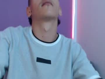 Xandressex • latino • 24y • Independent model • public