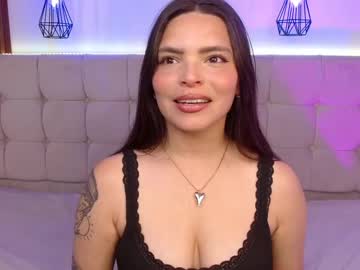 Xiaralee • cum • 25y • Medellin, Colombia • public