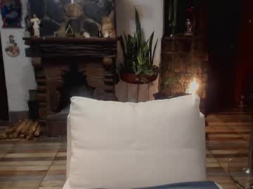 Xlisbetx • smoke • 0y • Antioquia, Colombia • public