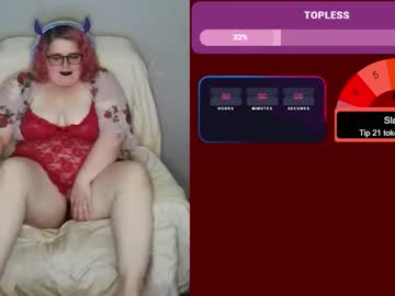 Live cam performer xonerdykitty, age 31 (mature,  cute,  tease,  goth,  bigtits) – profile photo, streaming now