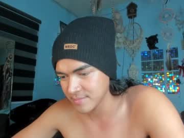 Live cam boy Yawa__ – Hot Gay Cams