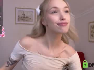 Yennifer Astra • 18 • 18y • Hope near with u... • public