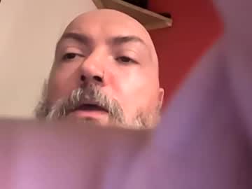 Yoitsmr • c2c • 0y • England, United Kingdom • public