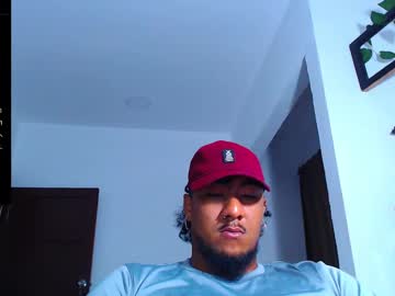 Live cam boy Yosoy_enzo2020, 27 yrs – Hot Male Cams