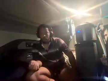 Younblaccman6969 • daddy • 36y • some where on da east coast • public