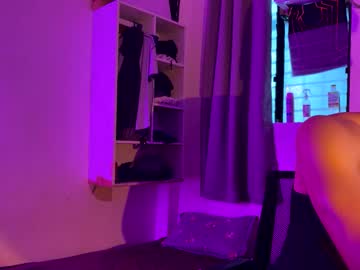 Live cam boy Your1sthunk, 22 yrs – Hot Male Cams