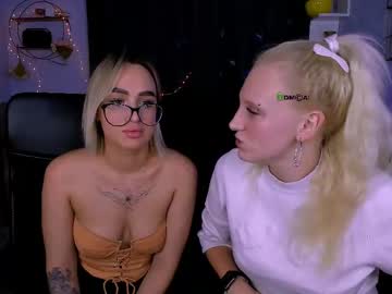 Your Bunny12 • feet • 23y • chatroom • public