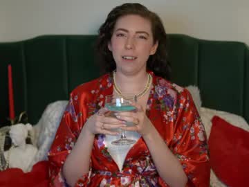 Yourgirlsarlei • christmas • 0y • United States • public