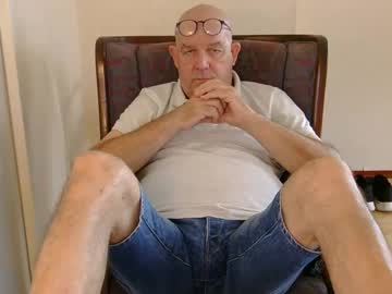 Yournightmare62 • cashpig • 65y • Amsterdam • public