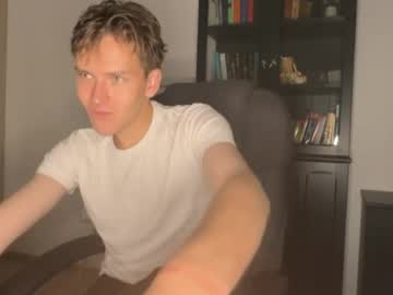 Live cam boy Yoursuggarboy, 21 yrs – Hot Male Cams