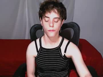 Live cam boy Yuyito15, 32 yrs – Hot Male Cams