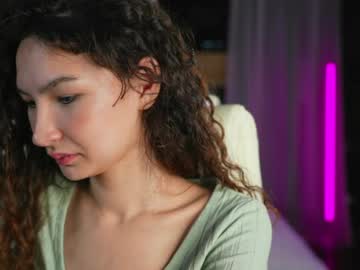 yvetta - Free Live Cam Model Online