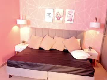 Zara  Sweet • bush • 22y • Your mind ? • public