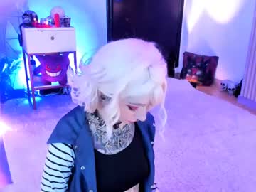 Zephirah Abney • goth • 19y • cute hell ? • public