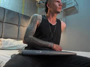 Zeta Fox99 • monstercock • 26y • Bogota D.C., Colombia • public