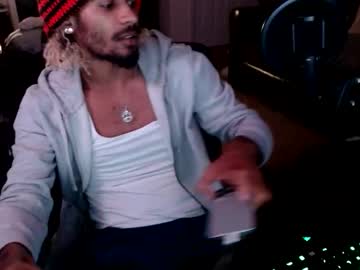 Zylr live cam profile photo — HD — shy — age 21 — Heaven on Earth