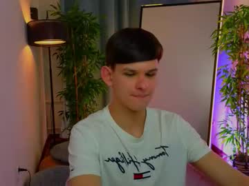 Live cam boy _jamesgray_, 18 yrs – Hot Male Cams