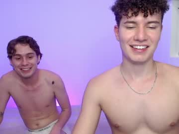 Live cam boy Adrian_morelli, 25 yrs – Hot Male Cams