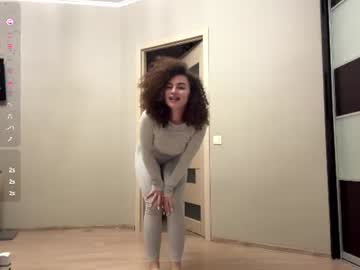 Akikobakes live cam preview — HD — shy — age 0