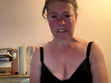 Alaynie Inwood live cam preview — new — age 52