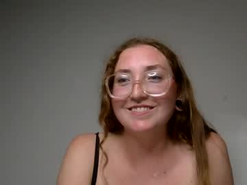 Alvae26 live cam preview — milf — age 0