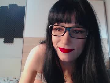 Alycetn live cam profile photo — HD — lush — age 0 — Take a look under your bed :))