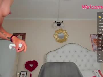 Live cam boy Amber_adams_, 24 yrs – Hot Male Cams