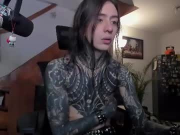 Live cam boy Andrew_round, 22 yrs – Hot Male Cams
