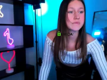 Live Feet Fetish Performer Arianaa_cat, 21 yrs - Ted's Cam Directory