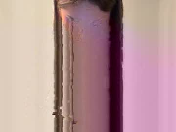 Live cam preview of aviebby