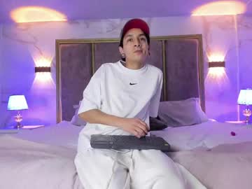 Live cam boy Axelandrenata, 18 yrs – Hot Male Cams