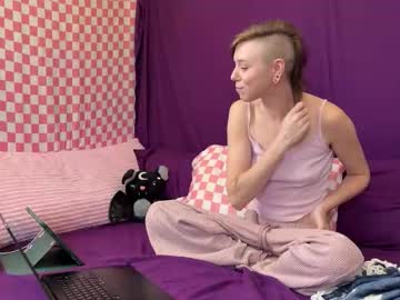 Live Milf Azeraika, 33 yrs – Hot Milf Cams