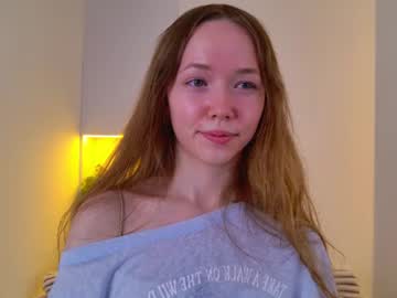 Baby Mellow live cam preview — HD — 18 — age 18