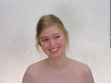 Bellapoise live cam profile photo