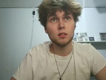 Live cam boy Bigskinnyboyshh, 19 yrs – Hot Male Cams