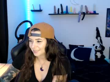Bigtittedtattedlesbian live cam preview — HD — bigboobs — age 32