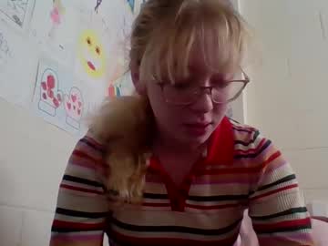 Live cam boy Blonde_katie, 21 yrs – Hot Male Cams
