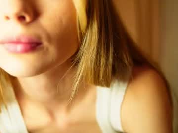 Live Cams Blossomdream, 23 yrs - Chaturbate Live